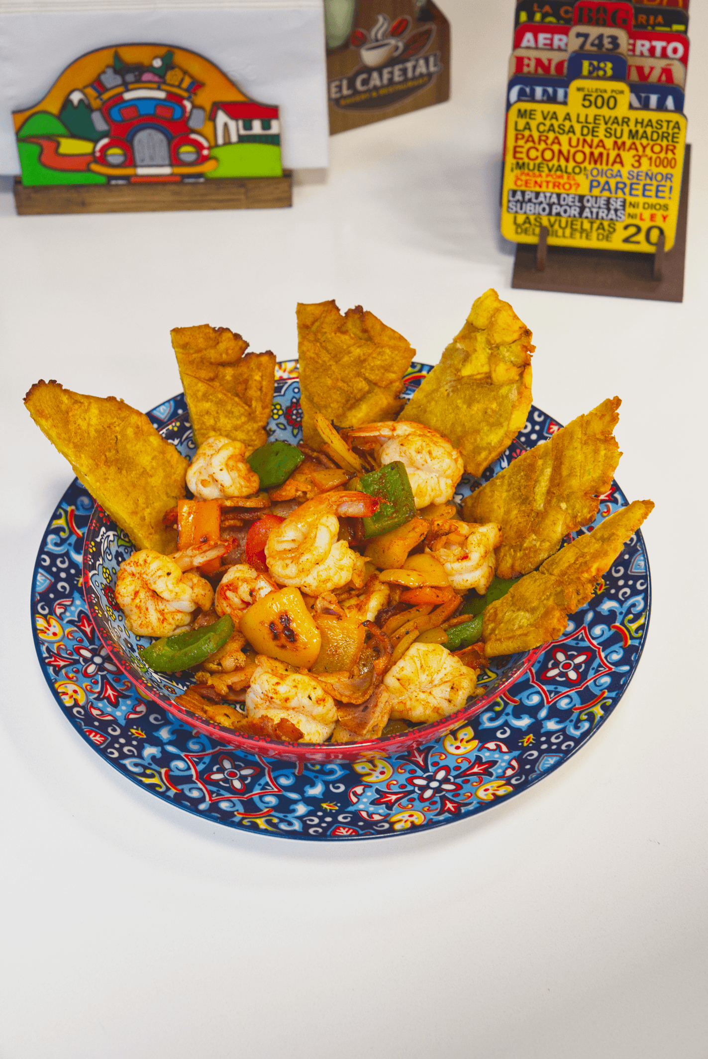 Camarones con patacones